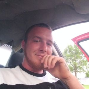 Meet your Posher, Dustin